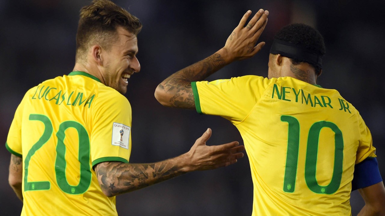 Lucas Lima admite ter conversas com Neymar e Jesus sobre o Verdão