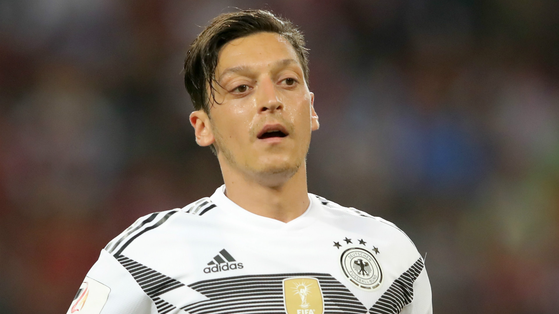 Mesut Ozil news: Dropped Arsenal star's problems now extend to Germany ...