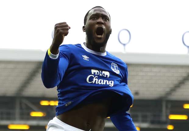 Chelsea target Lukaku is better than Costa, says former Premier League striker