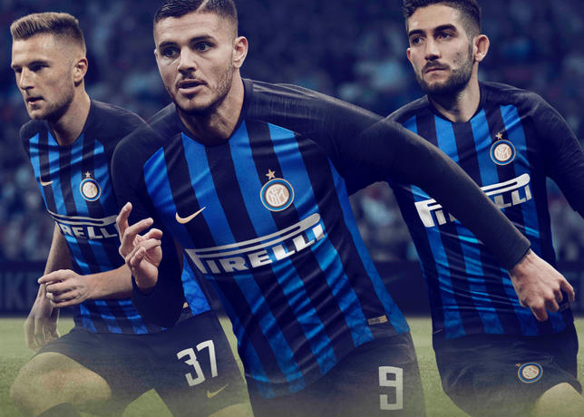 La nuova maglia della Juventus La nuova maglia della Juventus