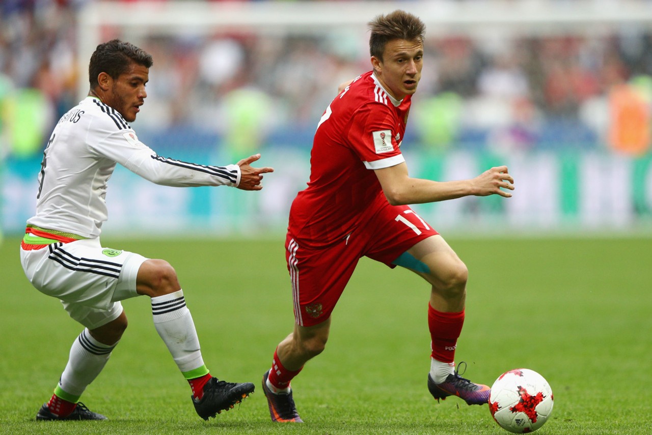 golovin-russia-dos-santos-mexico_2v5893csz2ji1by60b4xzkmq2.jpg?t=-623706596&quality=90&w=1280