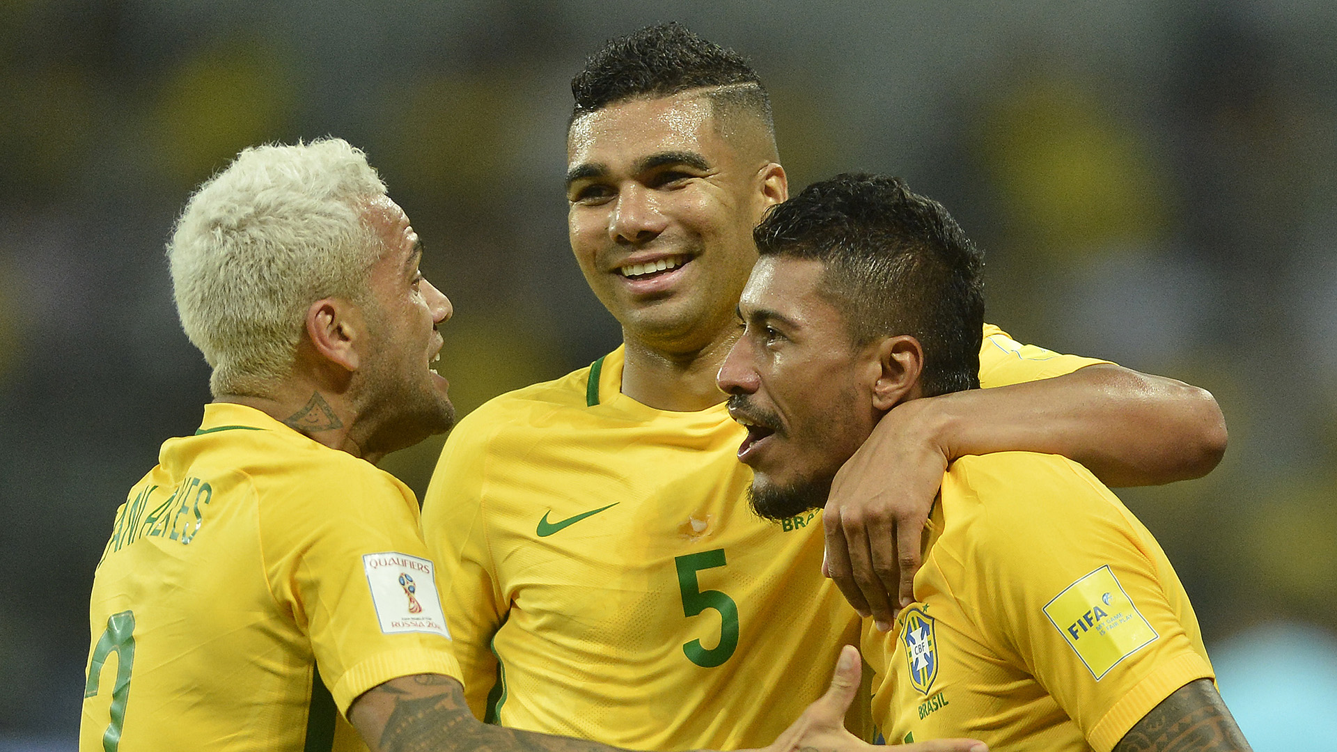 Casemiro Dani Alves Paulinho Brasil Chile WC Qualifiers 2018 10102017