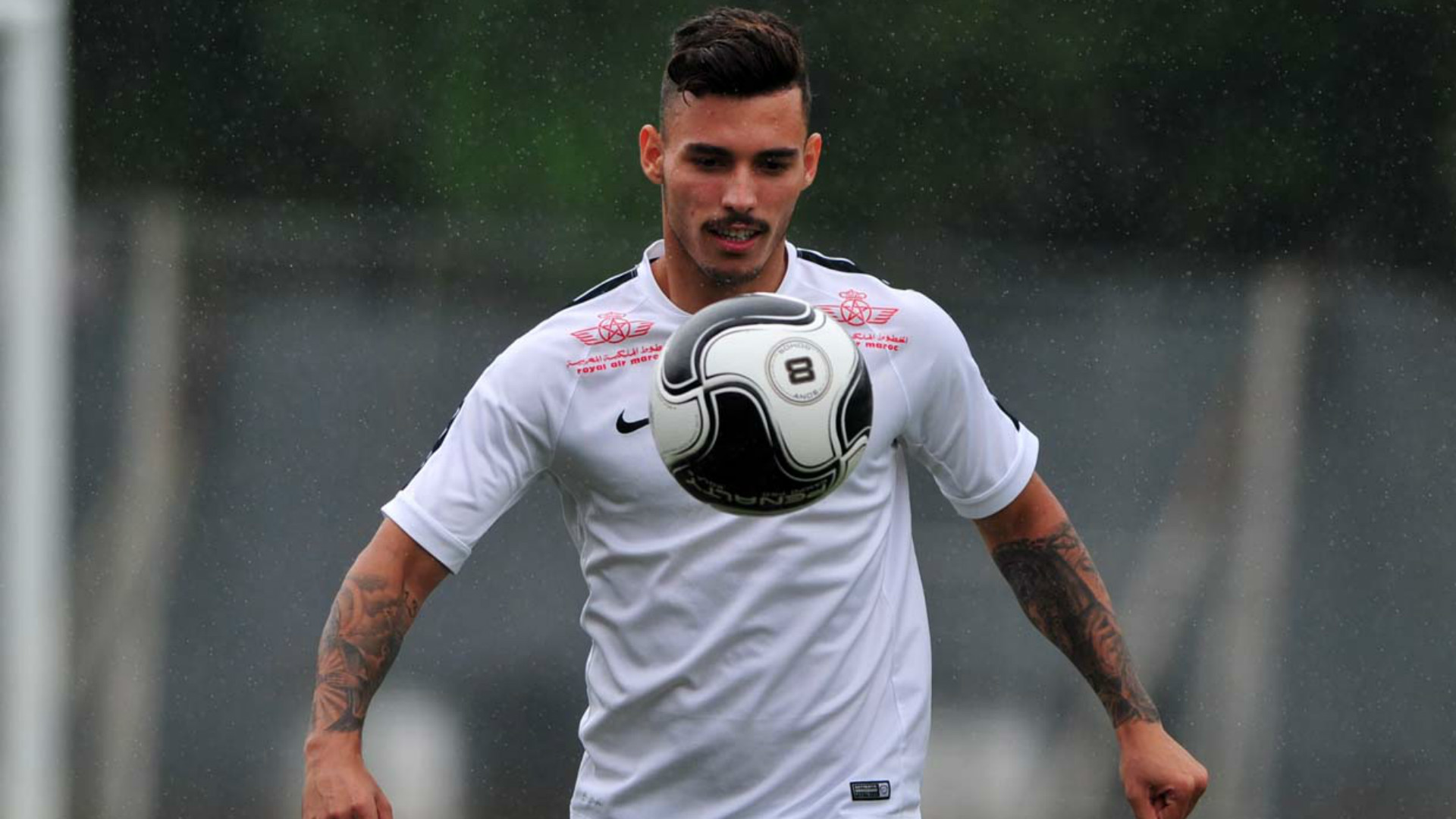 ZECA E WALACE FICAM MAIS DISTANTES DO FLAMENGO