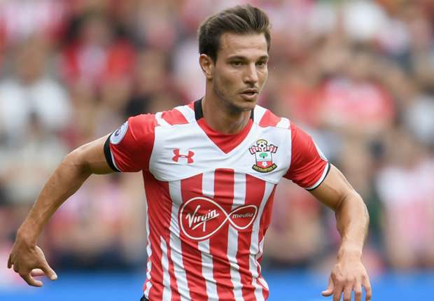 cedric-soares-southampton_17atb7t49grjq15iyv6q874s51.jpg