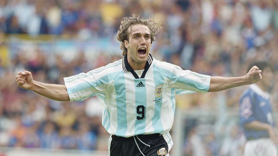 gabriel-batistuta-argentina-japan-1998-world-cup_1l2lm9mzcrn41tpuxexlonlci.jpg