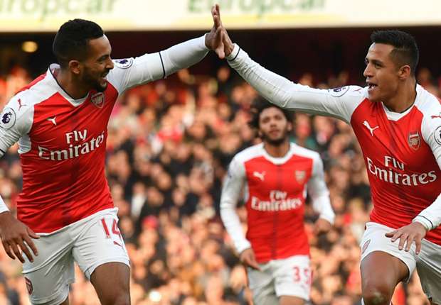 alexis-sanches-theo-walcott-arsenal-bournemouth_1lz5d2ktwceex1fv25q15hemam.jpg