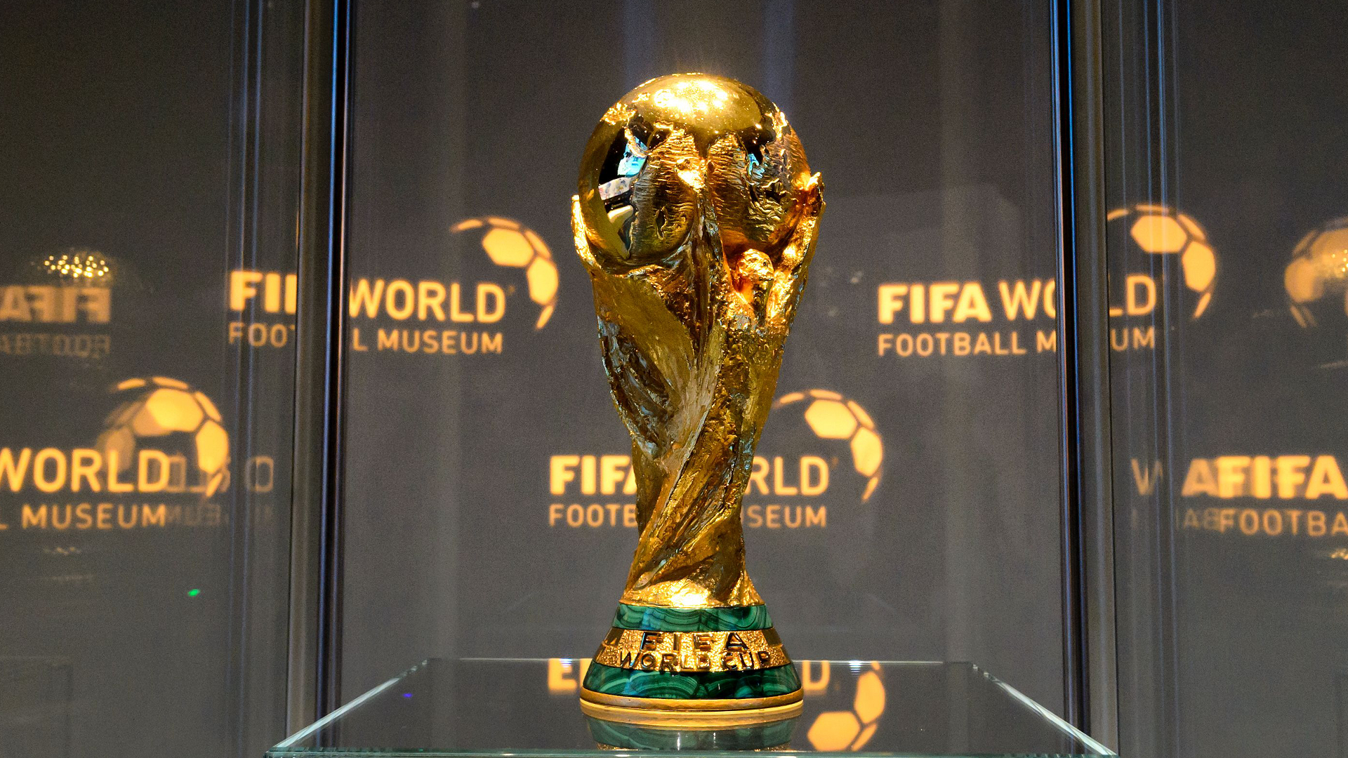 تاريخ كأس العالم | جميع أبطال وهدافي المونديال  World-cup-trophy_u6q19qvpcenr1jmzjun39d5xd