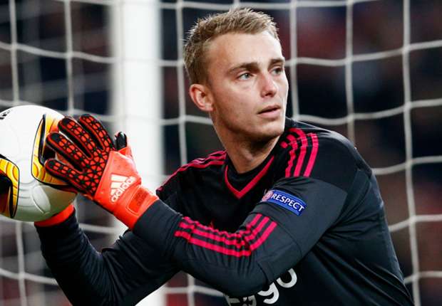 jasper-cillessen-ajax_1j4rccfdoryic19ef55sk5tguf.jpg