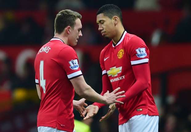 phil-jones-chris-smalling-manchester-united_11xunywlvp0g01jldrkb48o4qc.jpg