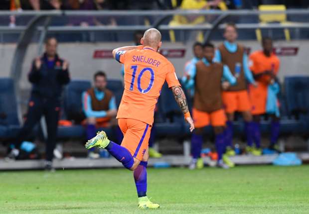 wesley-sneijder-sweden-vs-netherlands_o0u1hrn4rgh2zz09g5i83jrn.jpg