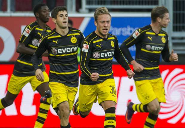 christian-pulisic-bundesliga-ingolstadt-v-borussia-dortmund-221016_17fylzxgg28kj1rfcf7of97axh.jpg