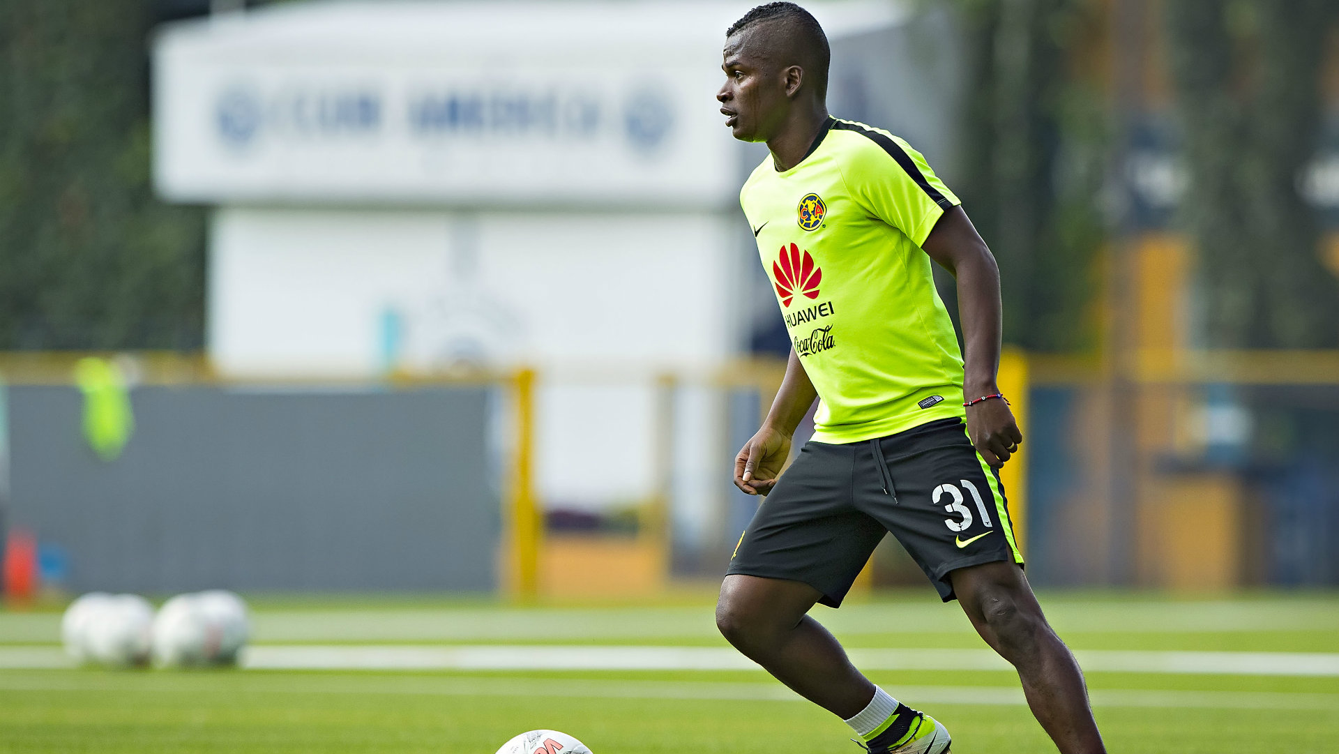 Carlos Darwin Quintero Club America Liga MX preseason training