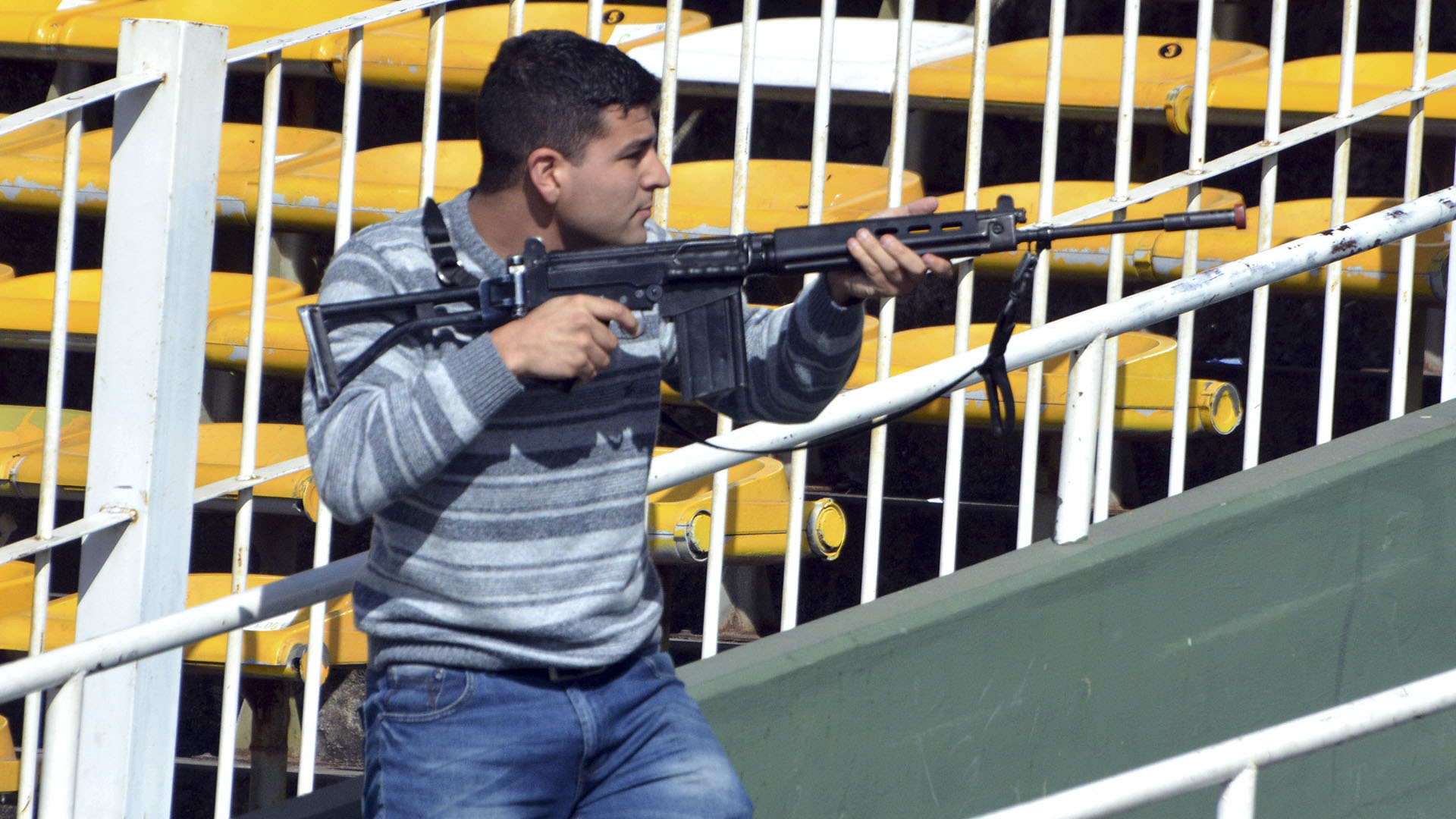 Simulacro ataque terrorista estadio Mario Alberto Kempes ...