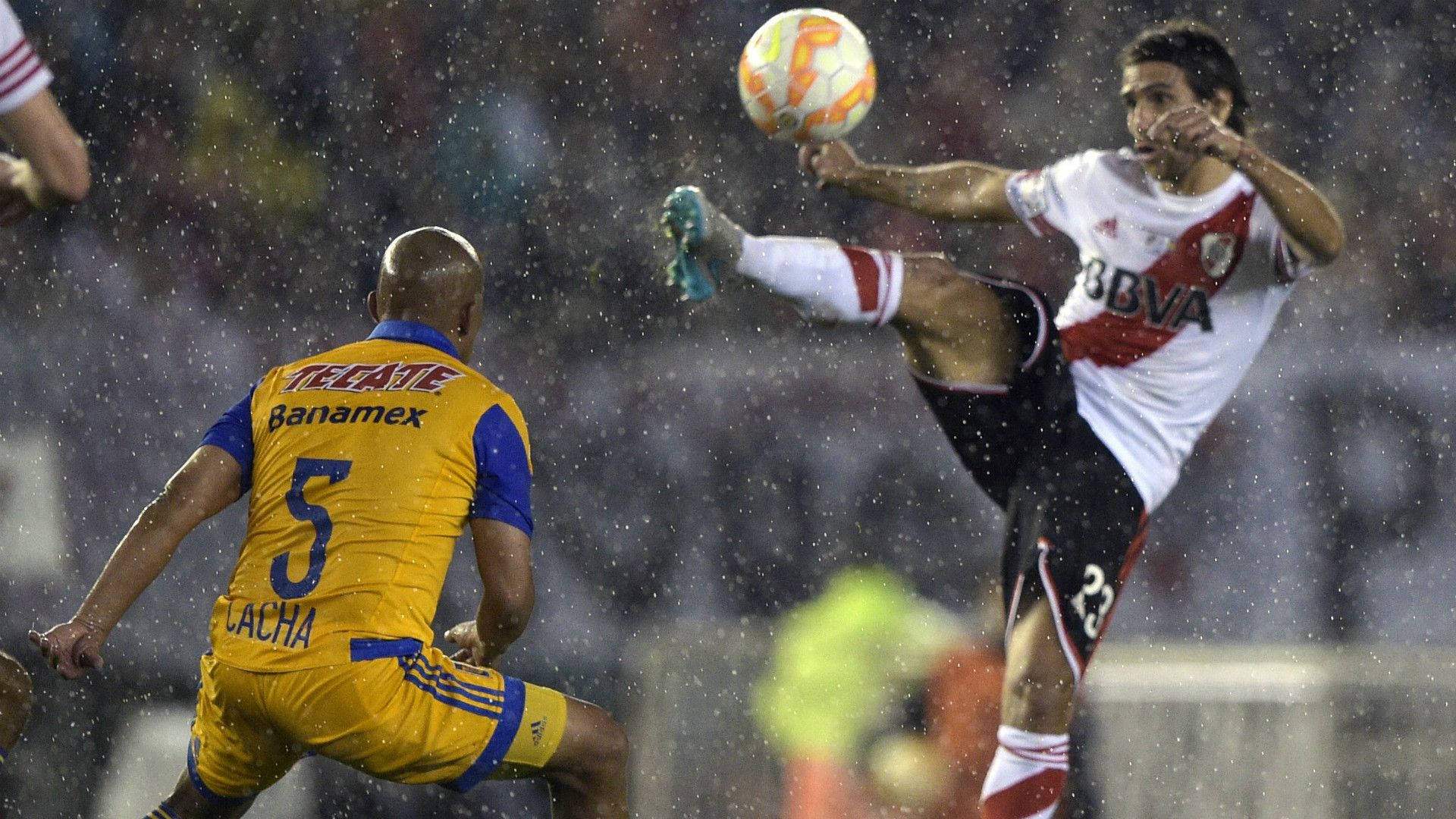 Arevalo Rios Leonardo Ponzio River Plate Tigres Copa Libertadores Final 05082015