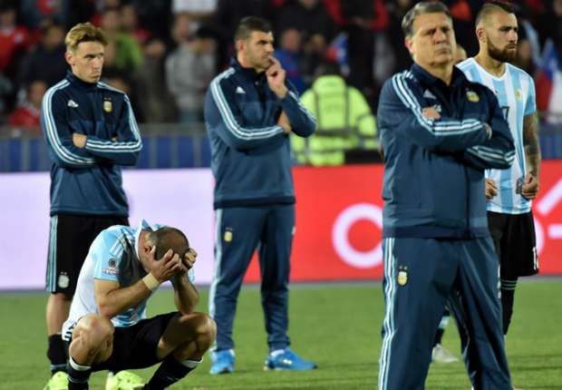 gerardo-martino-argentina-chile-copa-america-04072015_19r12imfmuvu11xxpubr98o9s0.jpg