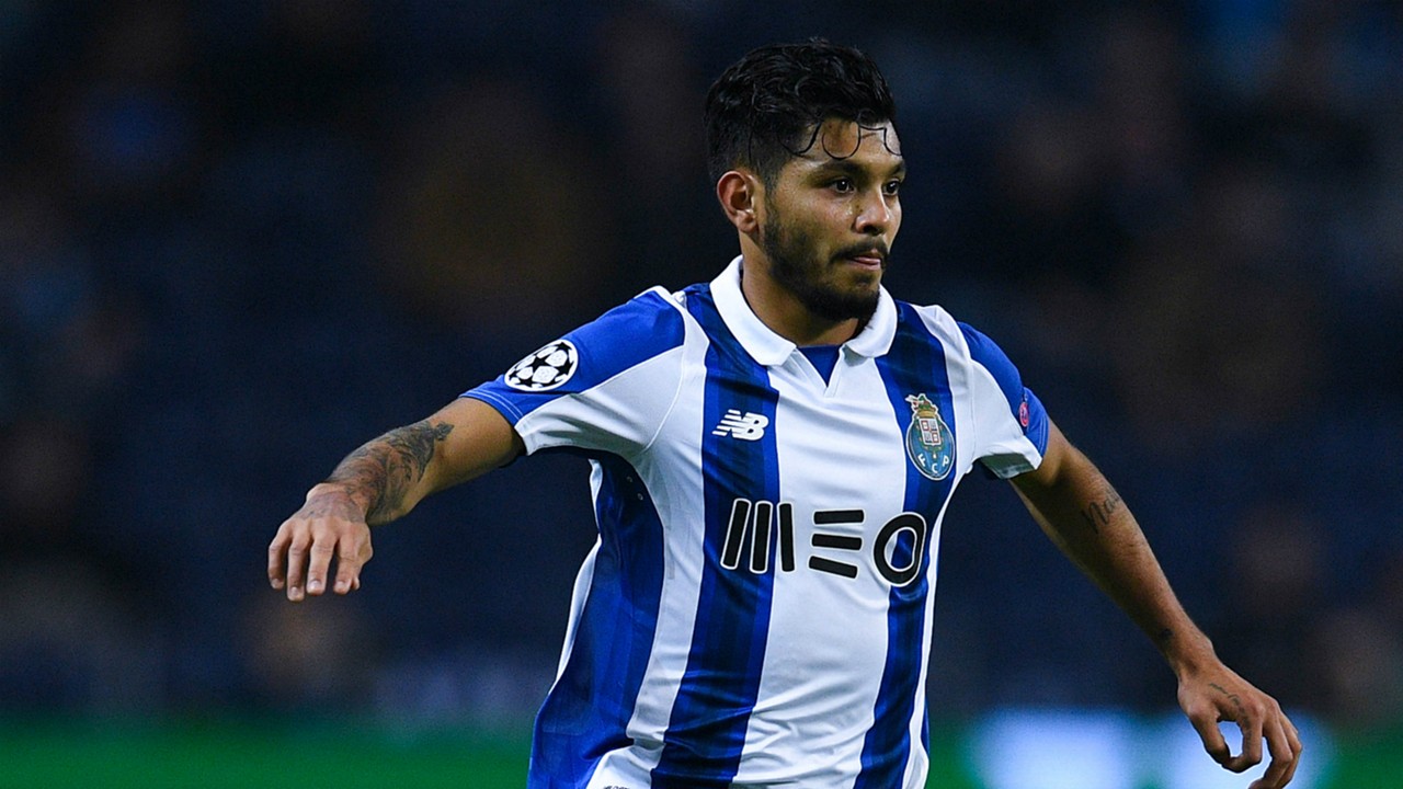 'Tecatito' Corona con el FC Porto