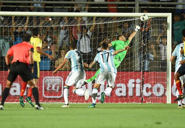 lionel-messi-argentina-colombia-eliminatorias-sudamericanas-15112016_13nomo0btpvza1h9rnwf6dmf0r.jpg