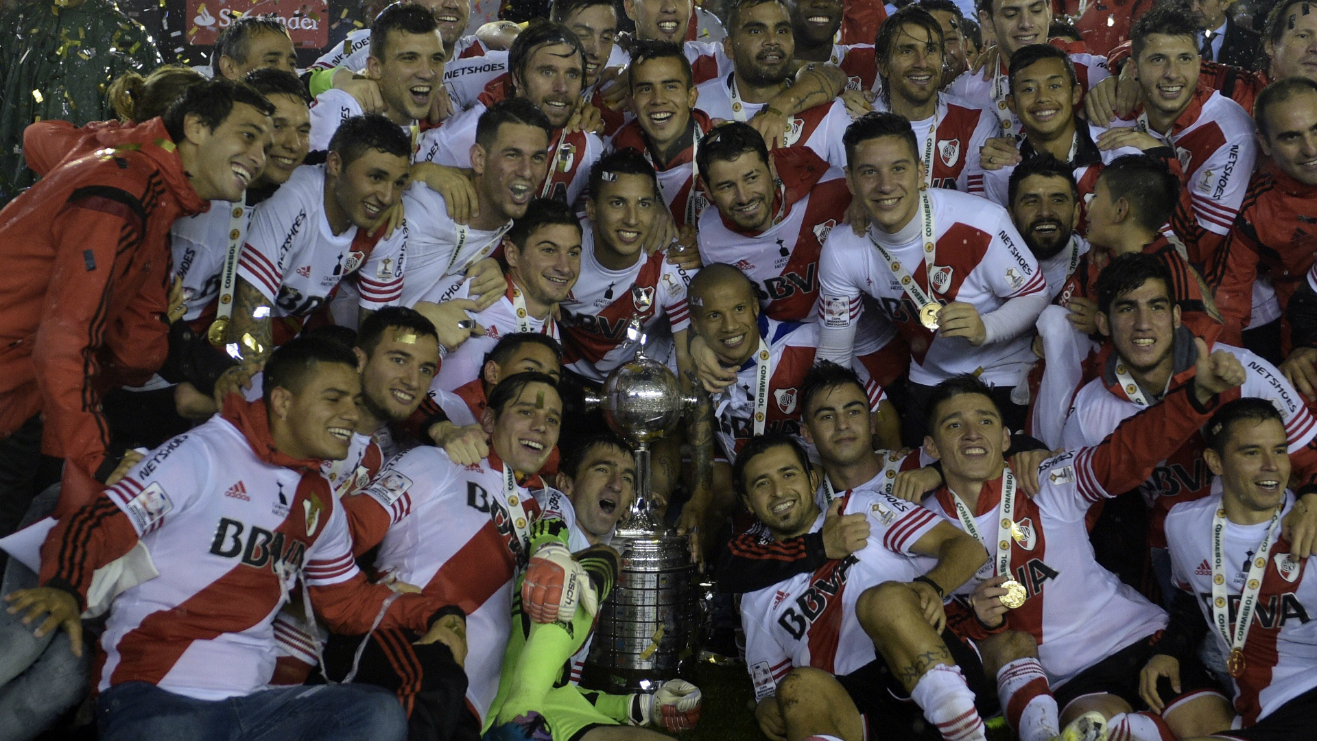   River Plate - Tigers Copa Libertadores 06082015 