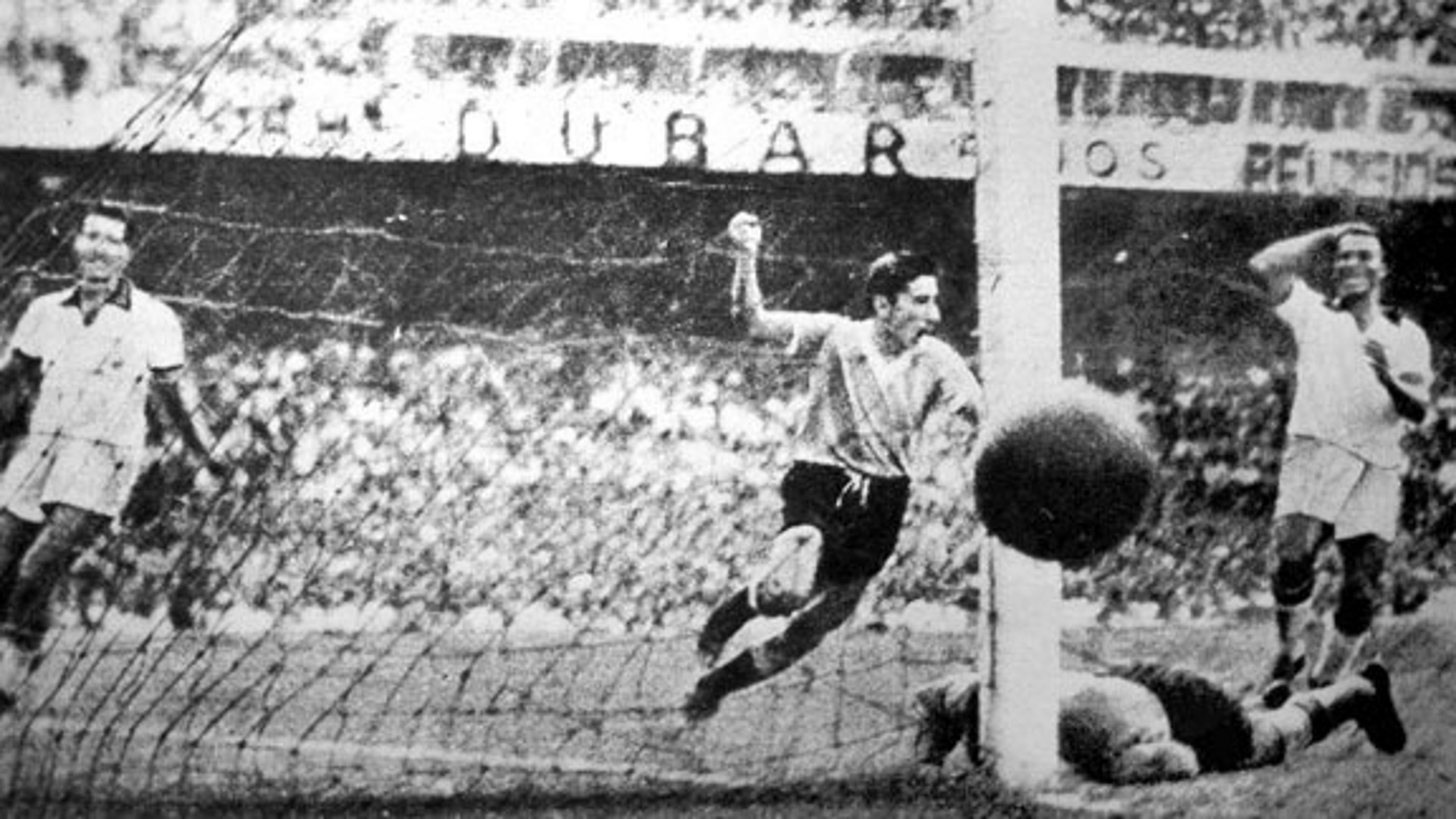 brazil-uruguay-1950_xkuf9zl9vyqv1awcprm3e0hj4.jpg