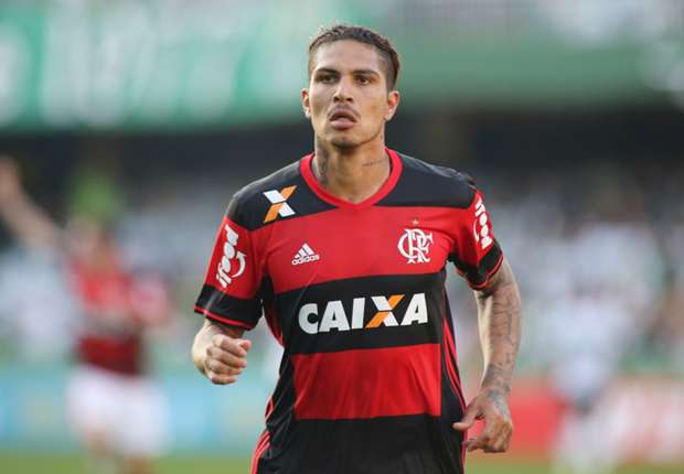 Guerrero iguala melhor marca de gols pelo Flamengo após um ano