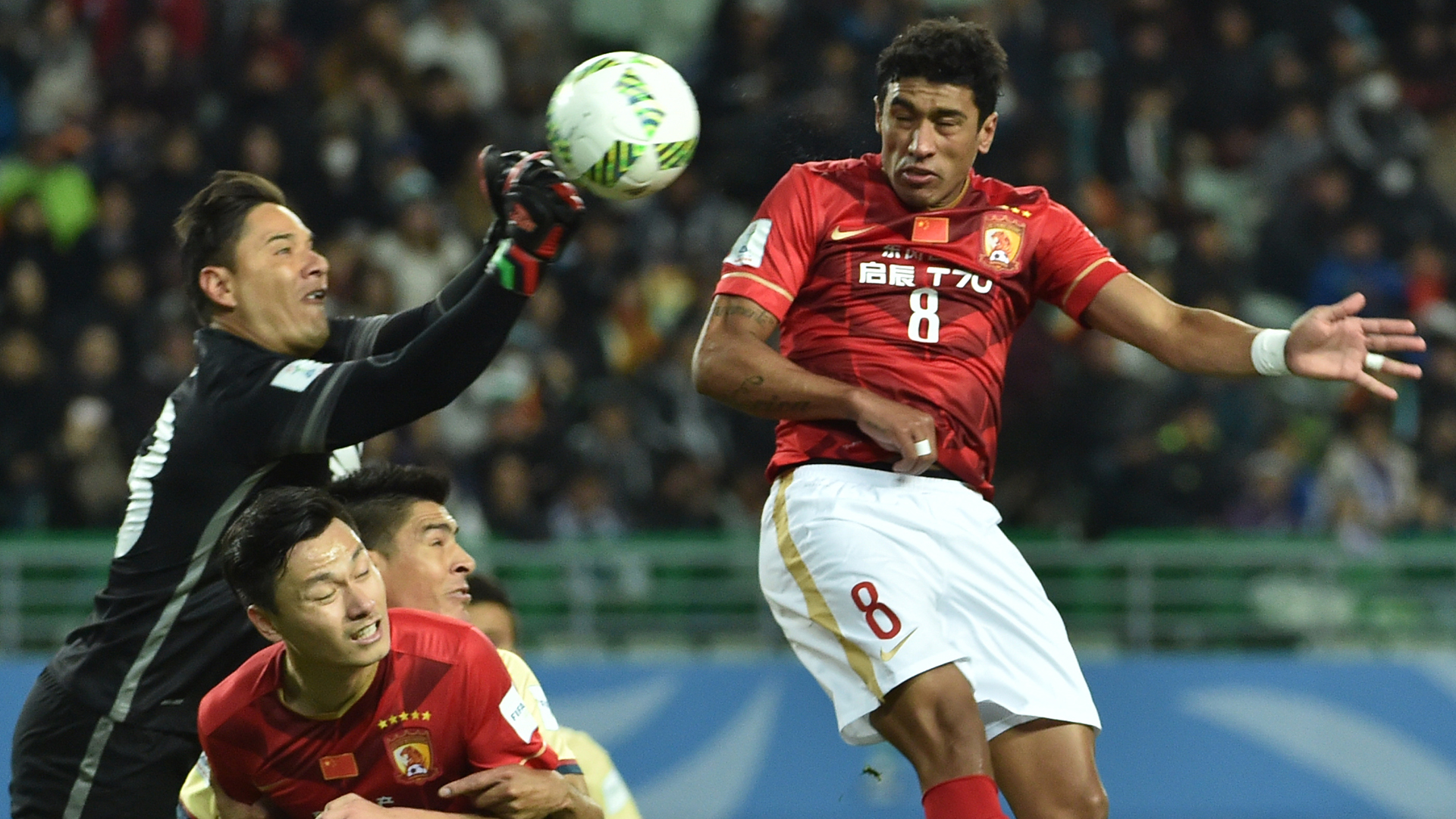Paulinho Guangzhou x América México 13 12 15