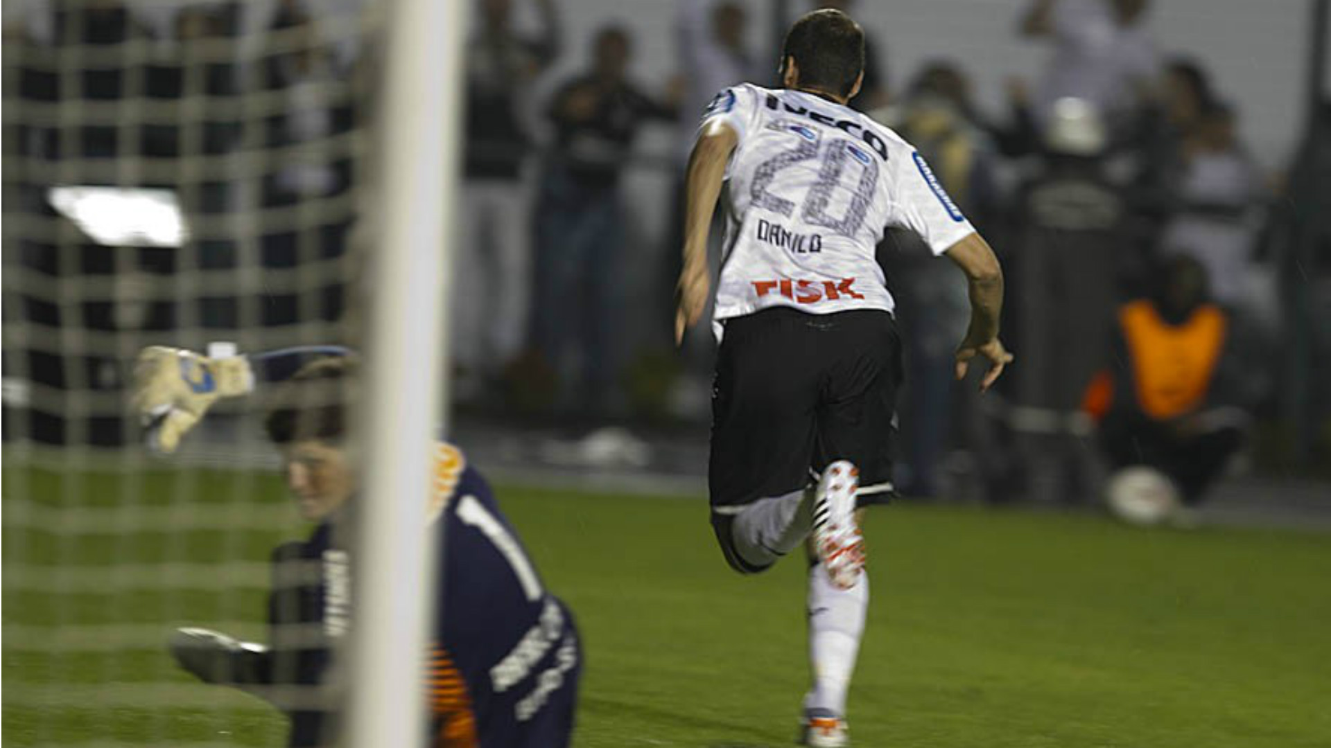 Santos X Corinthians Remember Some Unforgettable Games Of The Classic