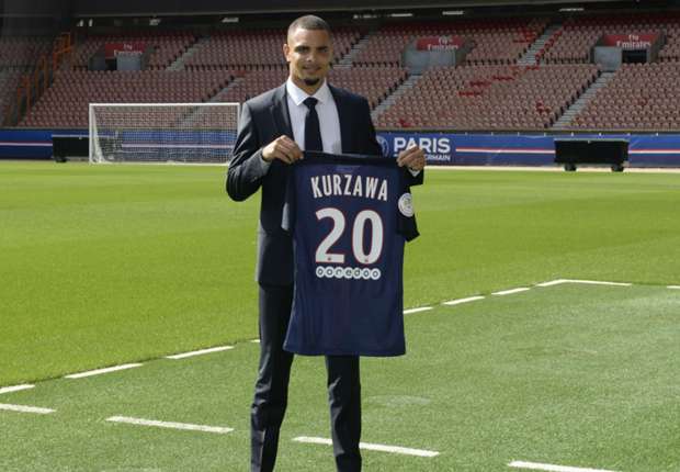 kurzawa-psg-paris-presentation_poifx58acbmx1alkroq61l34e.jpg