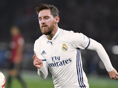 Resultado de imagen para messi la con camisa del real madrid