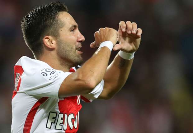 joao-moutinho-as-monaco-paris-sg-ligue-1-28082016_13bjfd5u7cs6szeudtipolkg7.jpg
