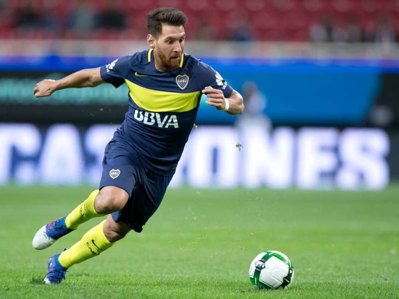 Montage GFX Messi Boca Juniors - Goal.com