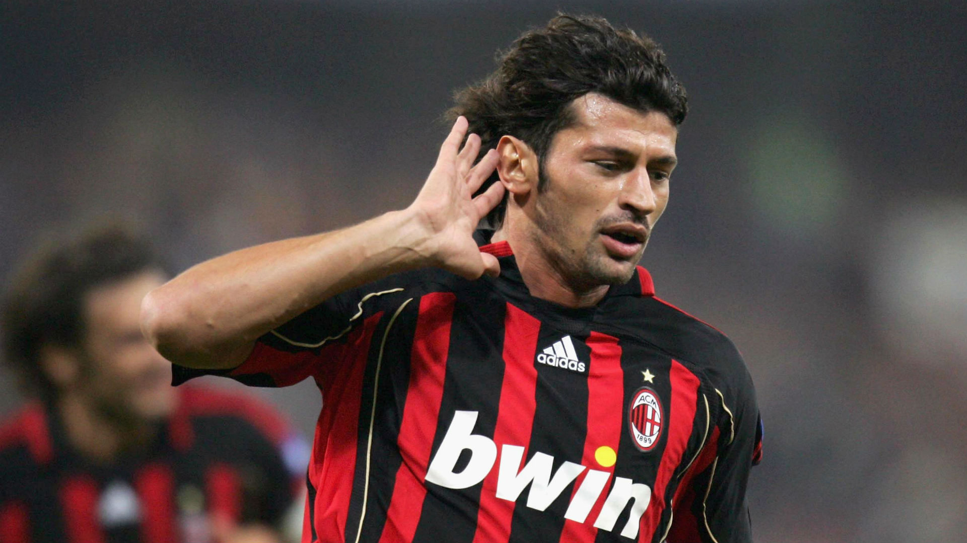 Kaladze vince le elezioni: l'ex Milan è il nuovo sindaco di Tbilisi Kaladze vince le elezioni: l'ex Milan è il nuovo sindaco di Tbilisi