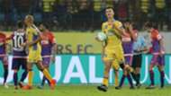 Mark Sifneos Kerala Blasters FC FC Pune City ISL 4 2017/2018