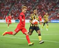 Malaysia's Nazirul Naim tracking Singapore's Gabriel Quak