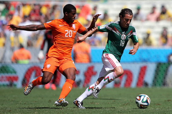 Andres Guardado y Georginio Wijnaldum.jpg