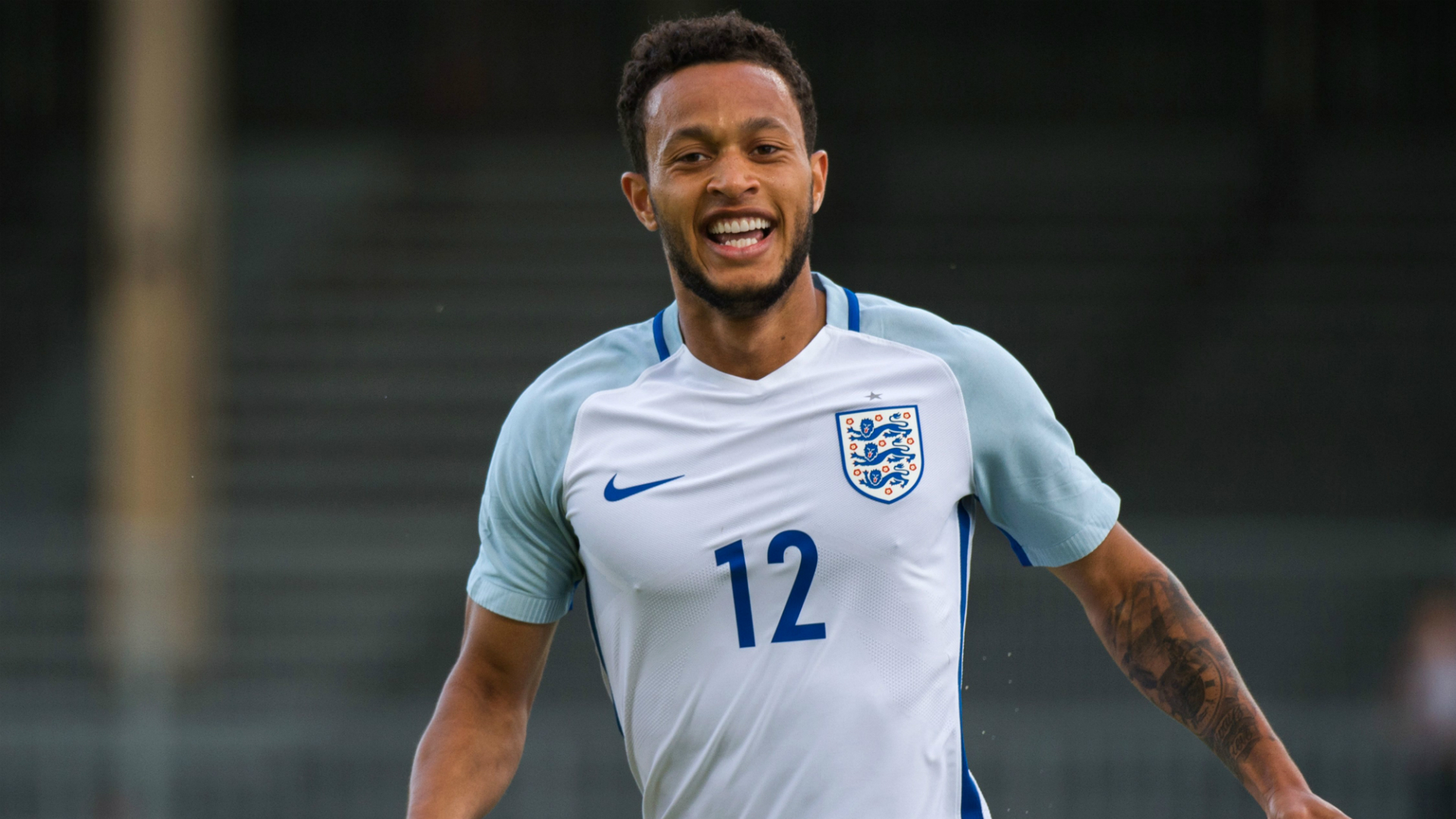 Lewis Baker, 20160529