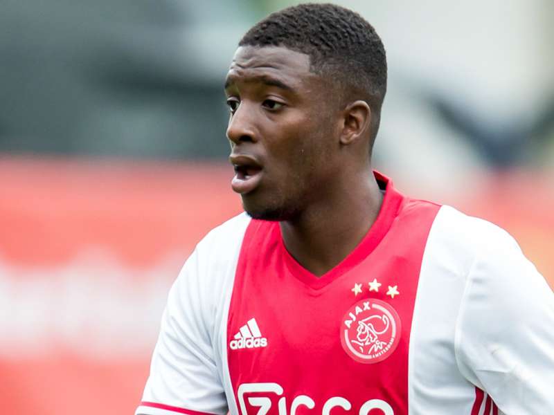 Geen Bazoer en Milik tegen PAOK