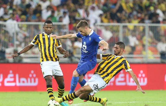 تاريخ مواجهات الهلال و الاتحاد في دوري المحترفين السعودي | Goal.com