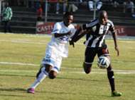 Raphael Manuvire of of ZPC Kariba and Mthulisi Maphosa of Highlanders