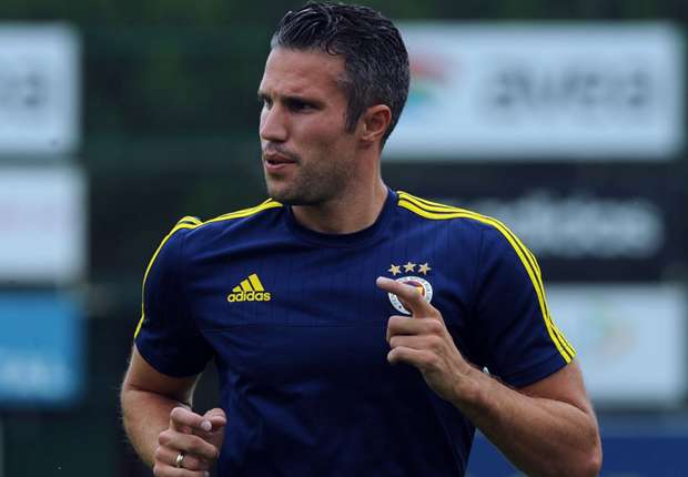 robin-van-persie-fenerbahce_1gd5zlb6fkcu51ciqeeshe0ya4.jpg