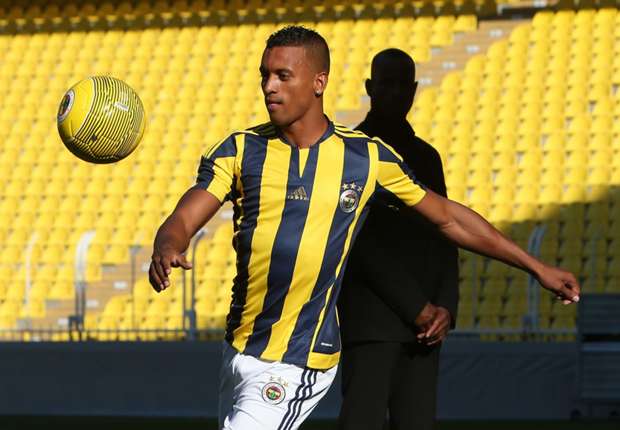 luis-nani-fenerbahce_sam40a14dz0a10p77pwk39reo.jpg