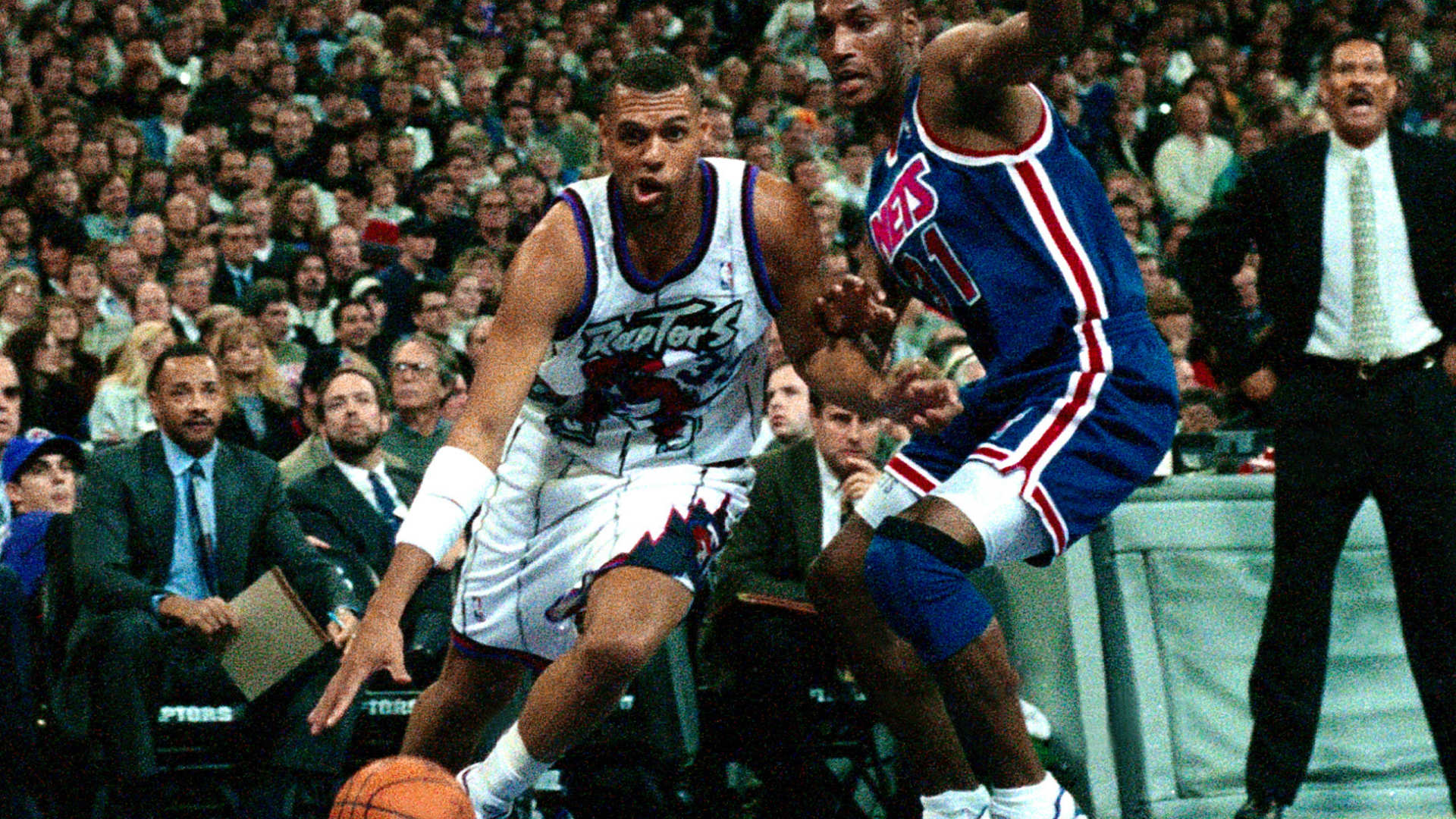 On This Date In 1995: The Toronto Raptors Play Their First Ever NBA ...