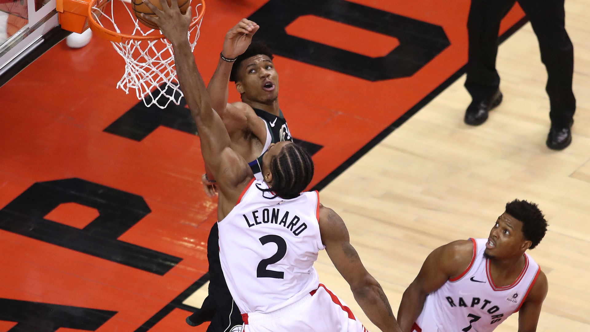 kawhi-leonard-042519-ftr-getty.jpg