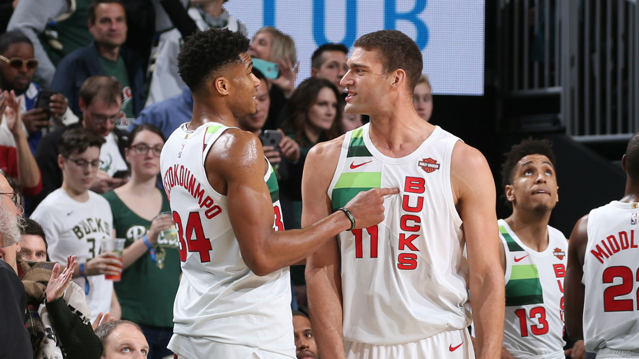 Brook Lopez sinks seven 3-pointers as Bucks beat Pistons for their fourth-straight win | NBA.com ...