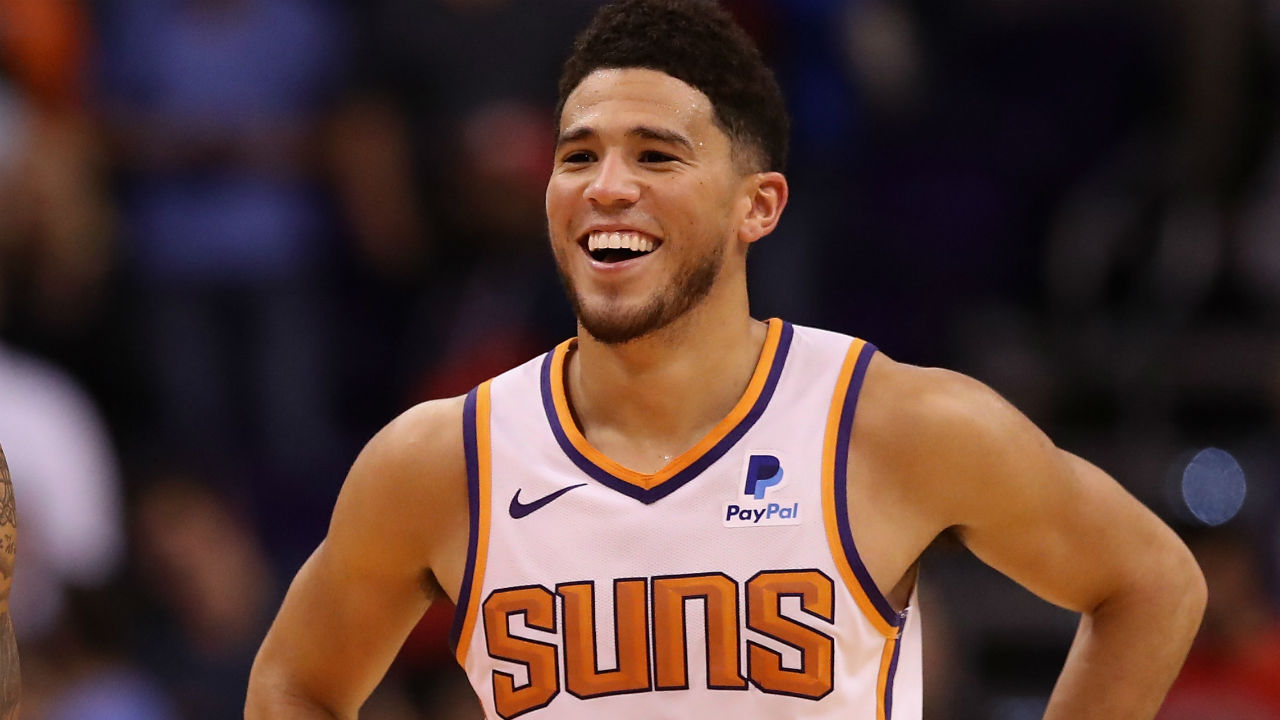 Devin Booker scores 40 points as Phoenix Suns hand ...