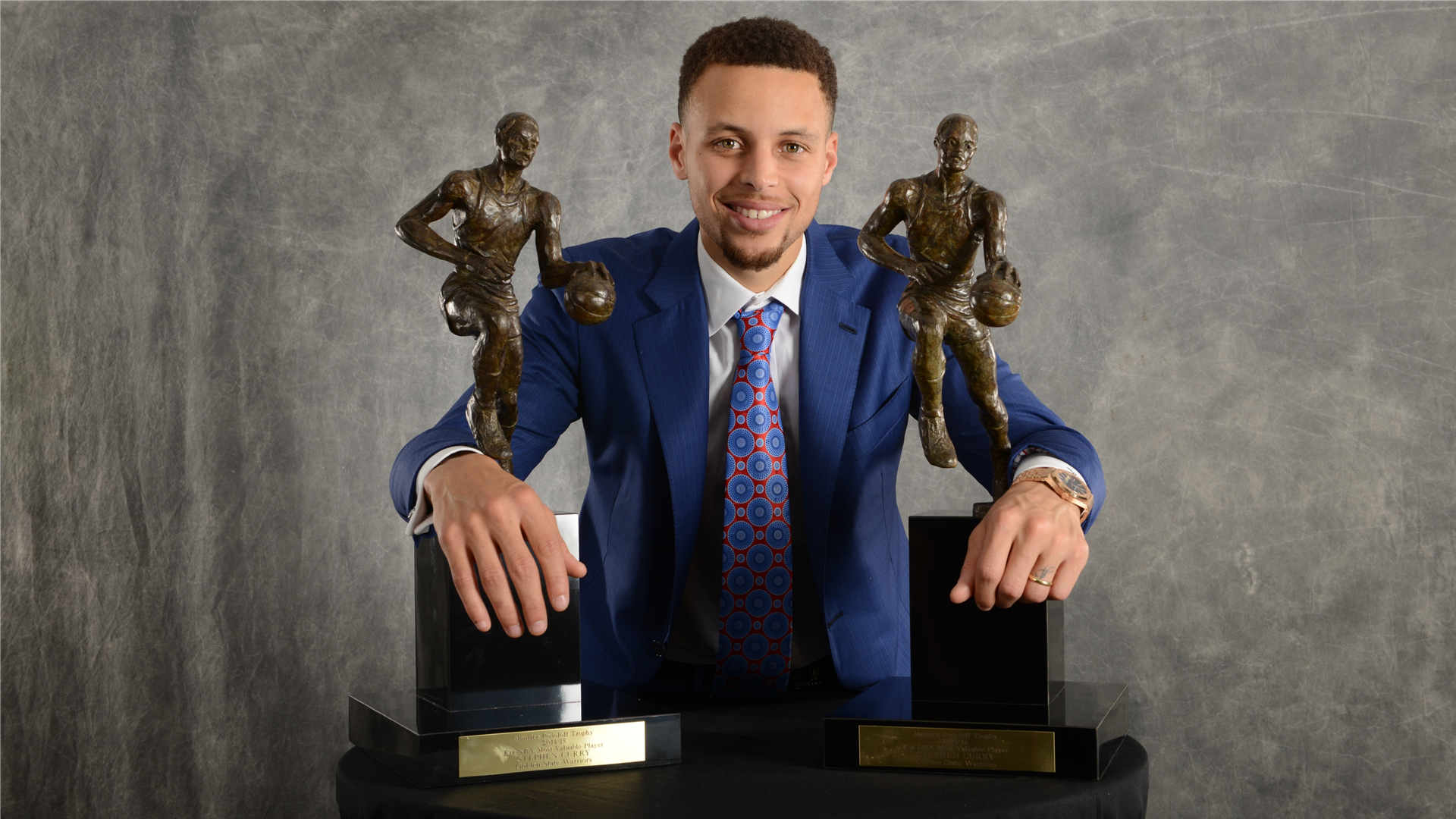 On This Date: Golden State Warriors' Stephen Curry named first-ever unanimous NBA MVP ...