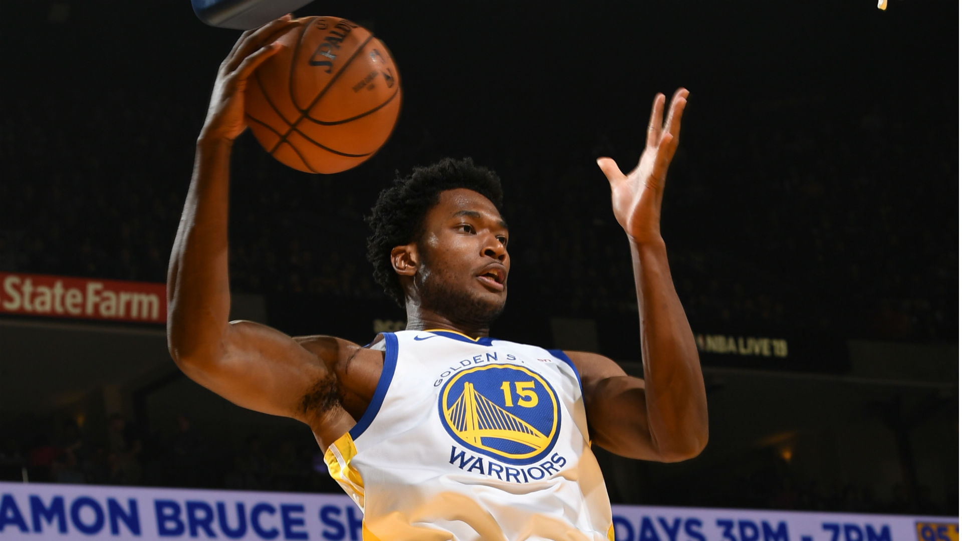 Report: Golden State Warriors Centre Damian Jones is out indefinitely | NBA.com Canada ...