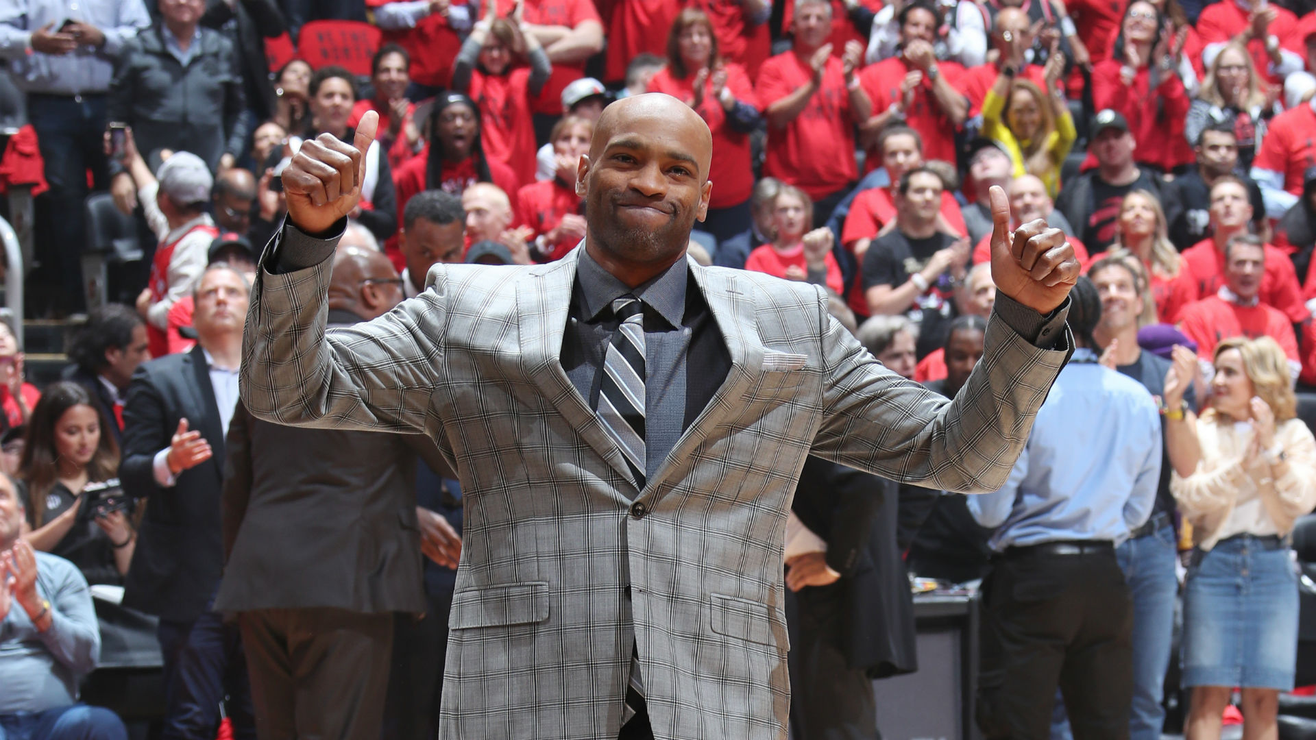 Vince Carter on a potential return to the Toronto Raptors: 'It would be a cool ...