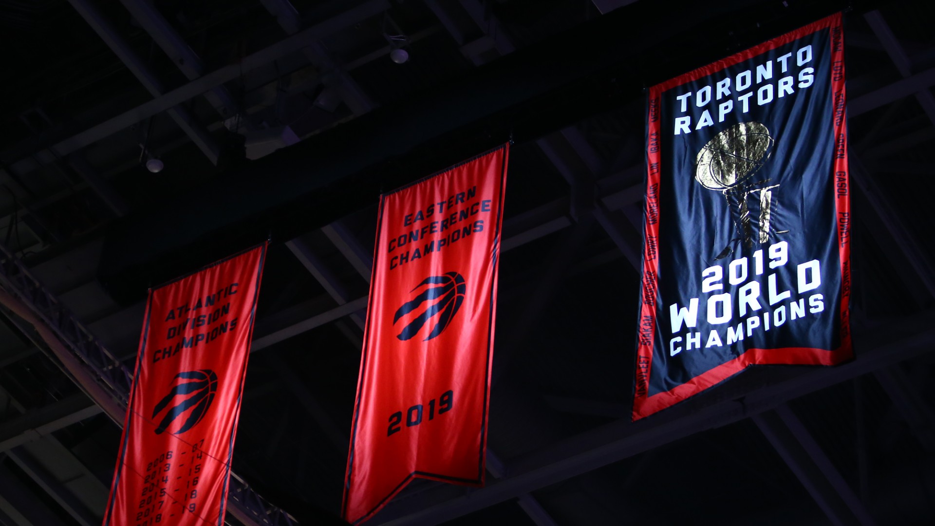 Toronto Raptors receive championship rings, unveil banner ...