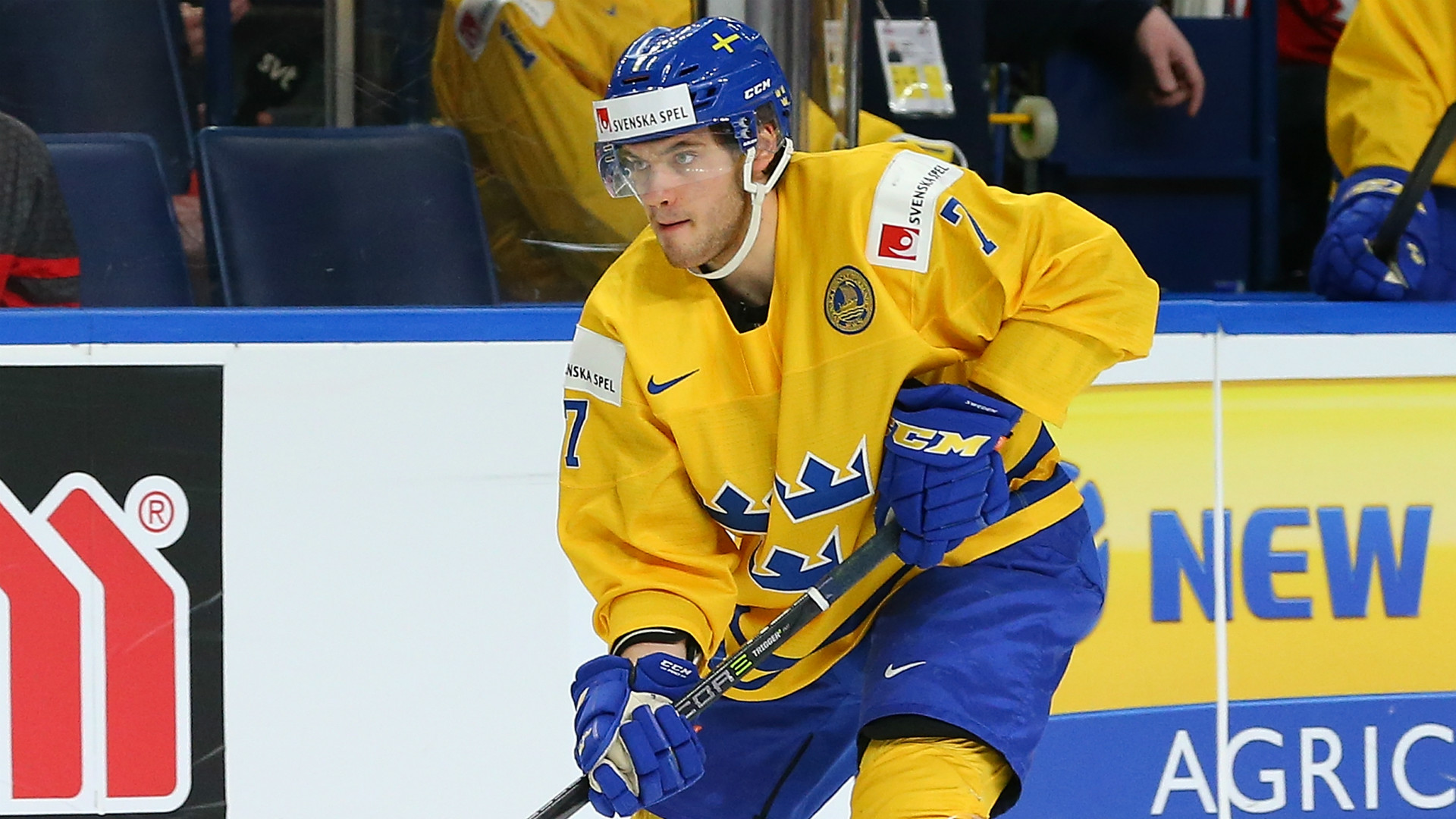 Timothy Liljegren aims to impress Maple Leafs in training camp ...