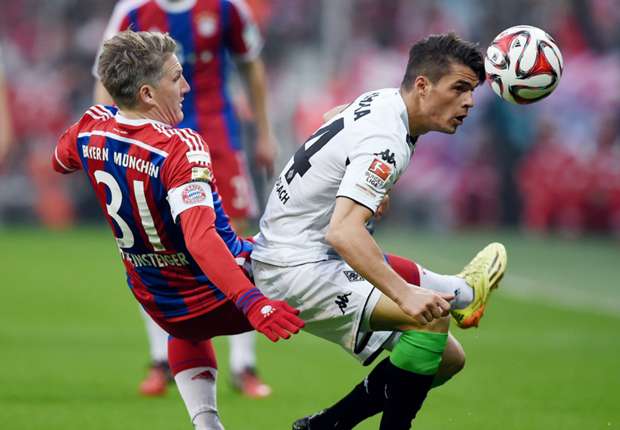 bastian-schweinsteiger-granit-xhaka-bayern-gladbach-bundesliga-22032015_1cmqk61u9blw51v423hsuw51rn.jpg